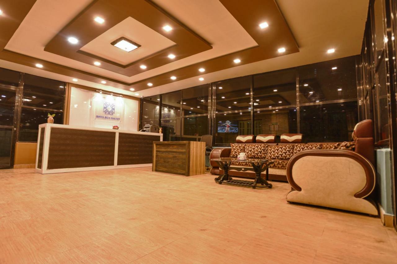 Hotel Blue Magnet Pokhara Bagian luar foto